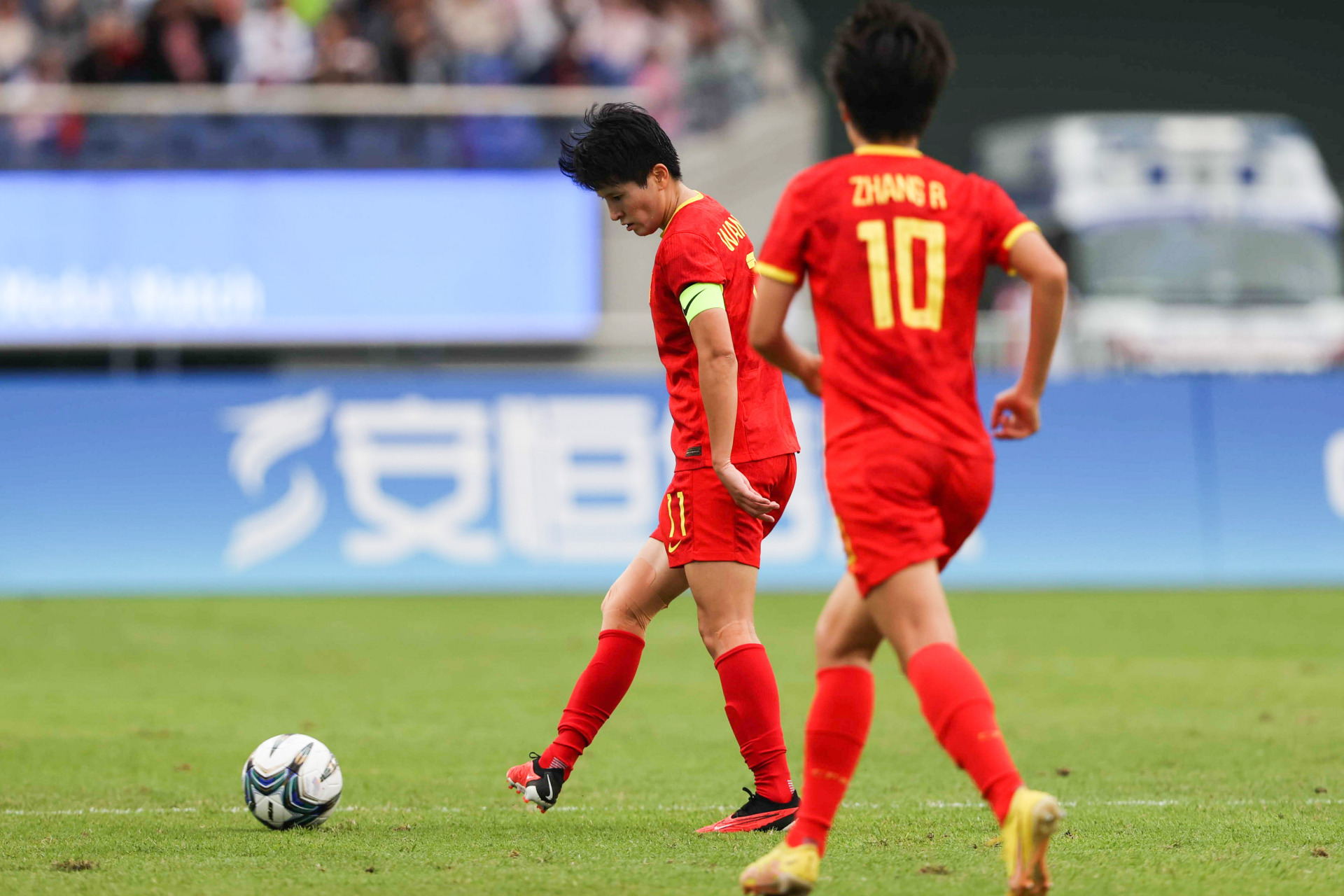 国家女足教练组调整战术，备战重要比赛