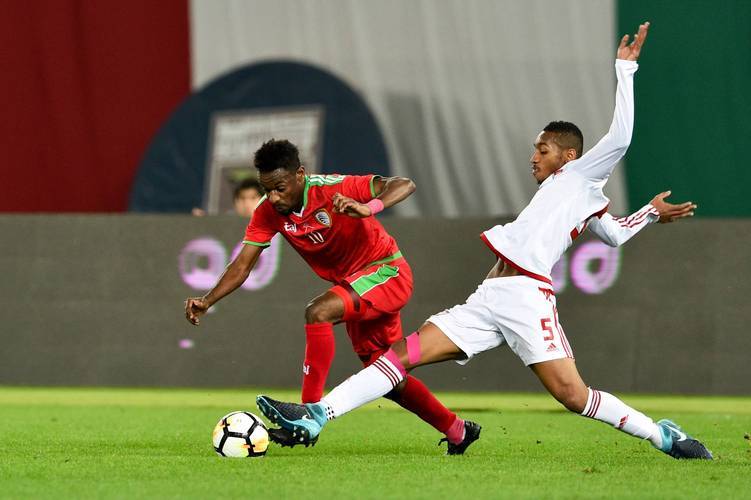 竞技客场逼平三菱，保住榜首位置的简单介绍